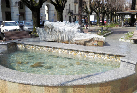 Acqui Terme - Corso Dante park fountain - BBOfItaly
