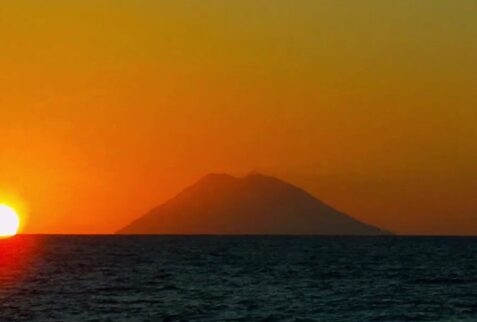 Aeolian islands - Sunset on Stromboli island - BBOfItaly