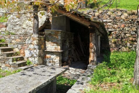 Alta via dei Walser - Cambiaveto - Stone oven - BBOfItaly