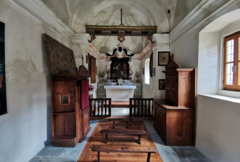 Alta via dei Walser - Oro - Chapel of the oratory dedicated to S. Lorenzo - BBOfItaly