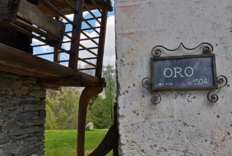 Alta via dei Walser - Oro - Oro Sign with landscape - BBOfItaly