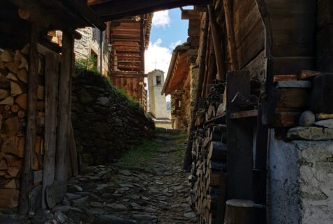 Alta via dei Walser - Rabernardo - Bell tower in the background - BBOfItaly