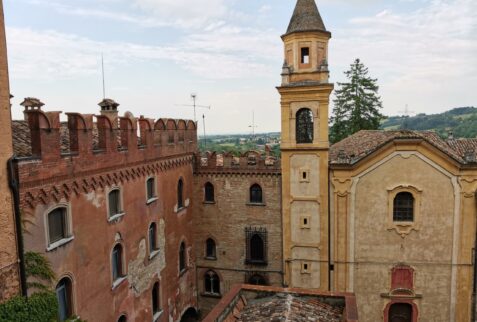 Castell'Arquato - Top view of old city walls - BBOfItaly