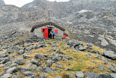 From Rifugio Ponti to Bivacco Kima - Bivacco Kima encompassed in an incredible environment - BBOfItaly