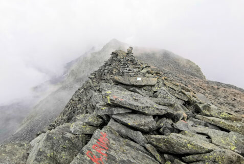 From Rifugio Ponti to Bivacco Kima - Bocchetta Roma 2898 meters of altitude - BBOfItaly