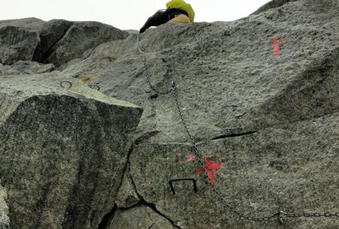 From Rifugio Ponti to Bivacco Kima - Going down the Bocchetta Roma with vertical walls - BBOfItaly