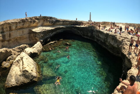 Grotta della Poesia - Puglia. The pool with crystal clear water