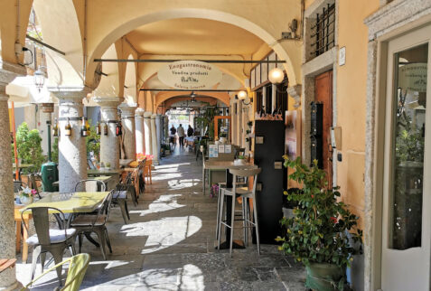 Orta San Giulio - glimpses