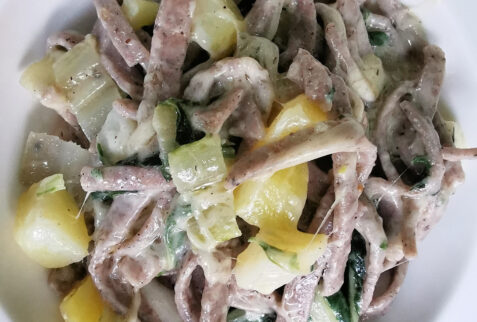 Crotasc – Pizzoccheri Valtellinesi di farina di grano saraceno, coste e patate