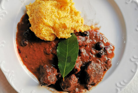 La Cascata – polenta and gamey meat – Capriolo