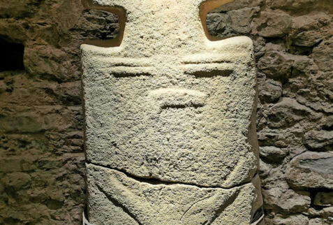 Pontremoli – Statua Stele in Castello del Piagnaro