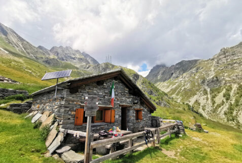 Valle della Forcola – Bivacco della Forcola and in the background Pizzo della Forcola