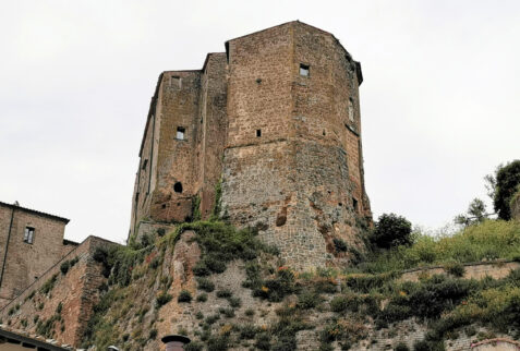 Sorano – a side of Fortezza Orsini