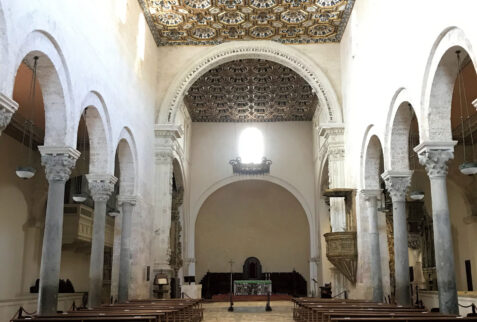 Otranto – glimpse on Cathedral inside part