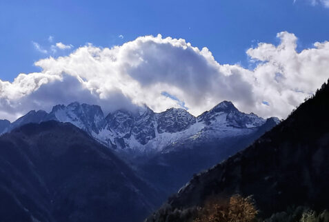 Cermine – View on Val Garzelli and its mountains