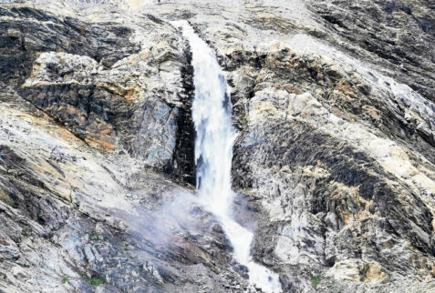 Val di Rhemes – glaciers mean water falls