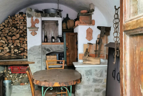 Montereggio – glimpse on very antique and essential furniture