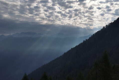 Monte Rotondo – early morning light going up to Alpe Stavello