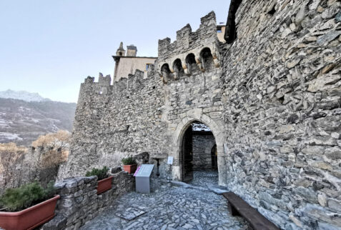 Castello di Sarriod de La Tour – entrance gate of the castle