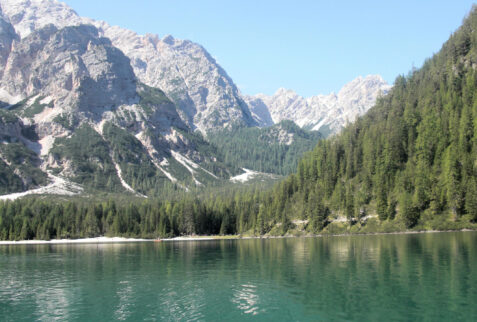 Lago di Braies Lago di Carezza – a glimpse on Lago d Braies