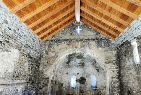 Chatel Argent Valle d’Aosta – inside of Cappella di Santa Colomba