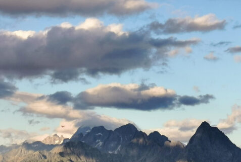 Val Pilotera – landscape towards Valchiavenna in the late afternoon