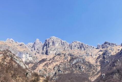 Erve Lombardia – first awesome landscape of Resegone from Prà di Rat