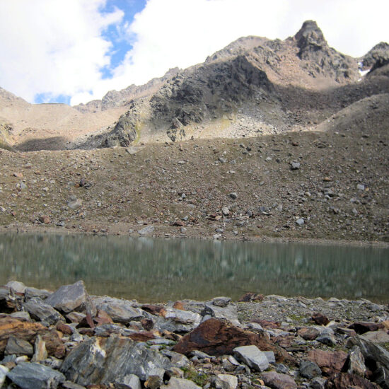 Lago Verde Val Martello – the glacial Lago Verde surrounded by tons of gravel and stones