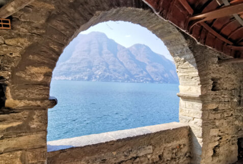 Nesso Lombardia – landscape seen from the tunnel