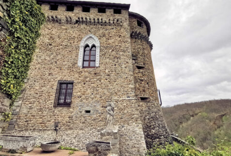 Castello di Compiano – a glimpse of the castle