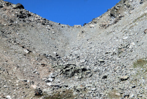 Rifugio degli Angeli – magnified picture of Forcola del Bré, with its ancient building used during the last world war – BBofItaly