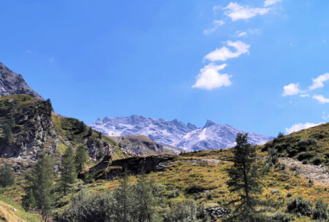 Bivacco Ravelli – part of Grande Rousse range visible going up to Bivacco Ravelli – BBofItaly