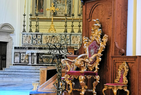 Noto – the throne of the priest used during the liturgies in Cattedrale di San Nicolò – BBofItaly