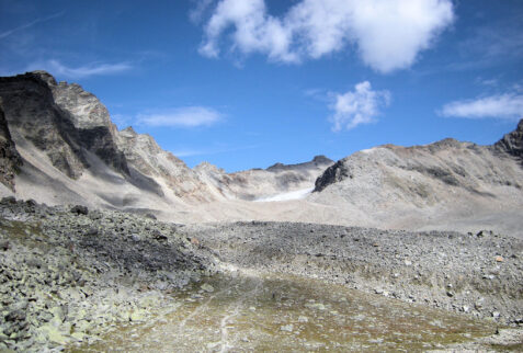 Rifugio Serristori – the environment that encompasses the Serristori shelter – BBofItaly