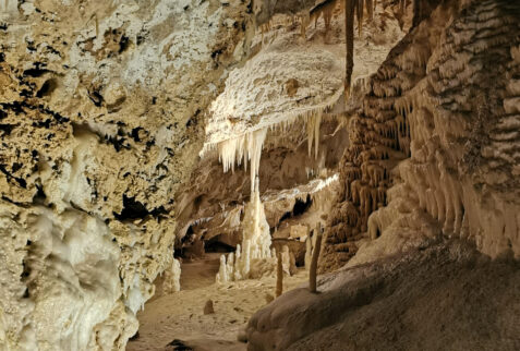 Frasassi Caves - BBofItaly