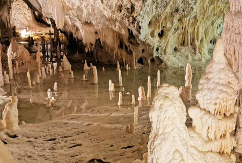 Frasassi Caves - BBofItaly