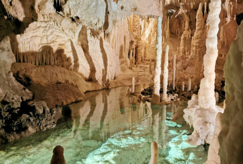 Frasassi Caves - BBofItaly