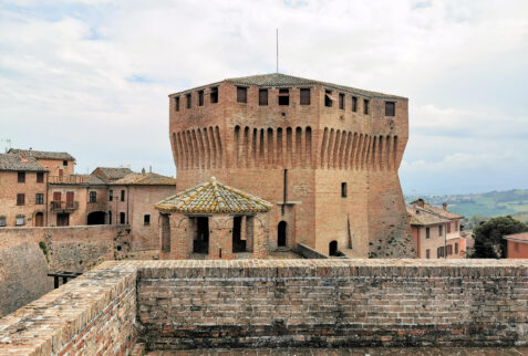 Mondavio - a view of the external part of the fortress - BBofItaly