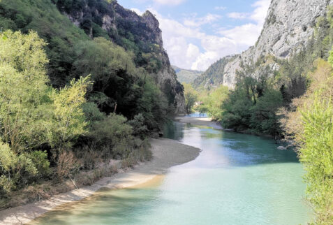 Furlo Gorge – wonderful view ! - BBofItaly