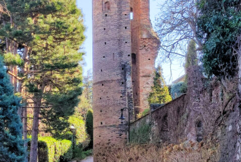 Avigliana – a tower of defensive walls – BBofItaly