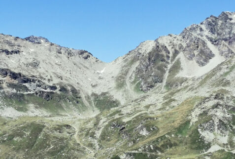 Vallone di Plontaz – looking towards Vallone of Arp Vieille and its Forcola del Brè – BBofItaly