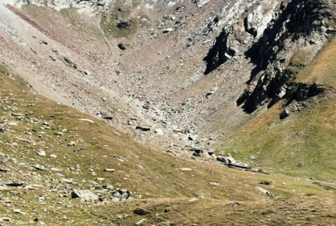 Vallone di Plontaz - the very steep Feluma pass - BBofItaly