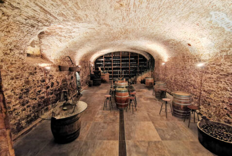 La Cantina del Castello – view of the fantastic ancient cellar – BBofItaly