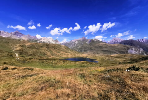 Piccolo San Bernardo – the wonderful meadows and peaks surrounding the pass – BBofItaly