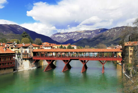 Bassano del Grappa – a view of the Ponte degli Alpini - BBofItaly