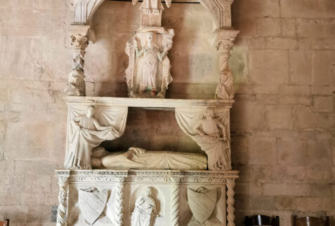 Santa Maria della Strada Matrice – inside the church is the magnificent grave of Berardo d’Aquino – BBofItaly
