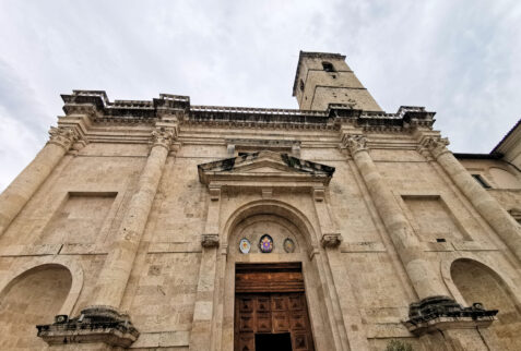 Ascoli Piceno – Façade of cathedral of Ascoli Piceno – BBofItaly
