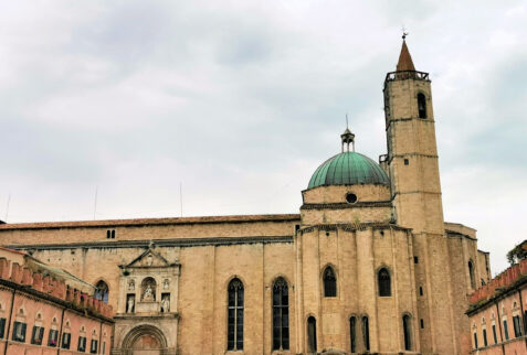 Ascoli Piceno – Lateral façade of San Francesco church – BBofItaly