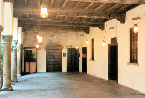 Varese – a porch of an old farmhouse – BBofItaly