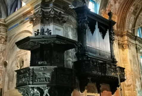 Varese – the organ of Basilica di San Vittore - BBofItaly